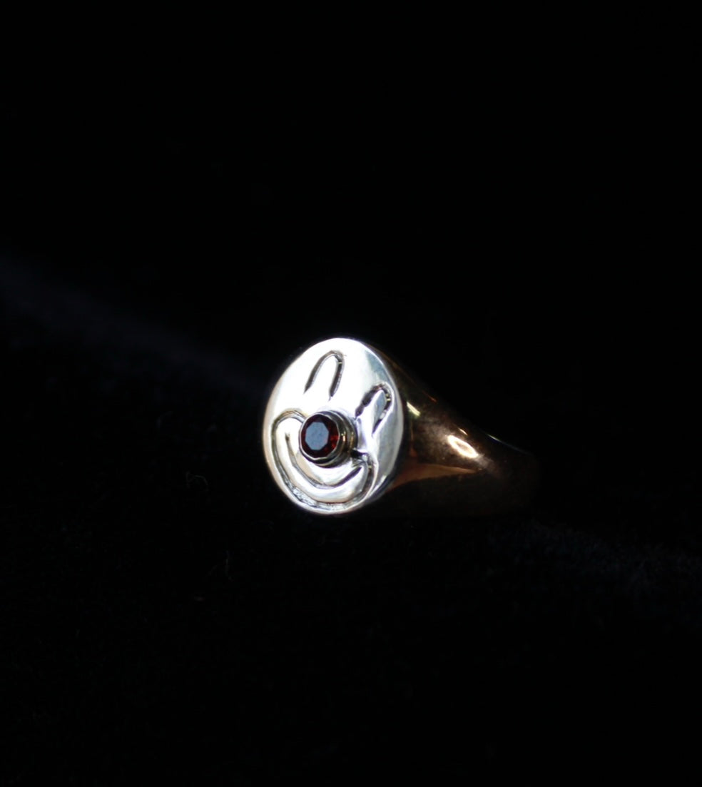 Giggles Signet