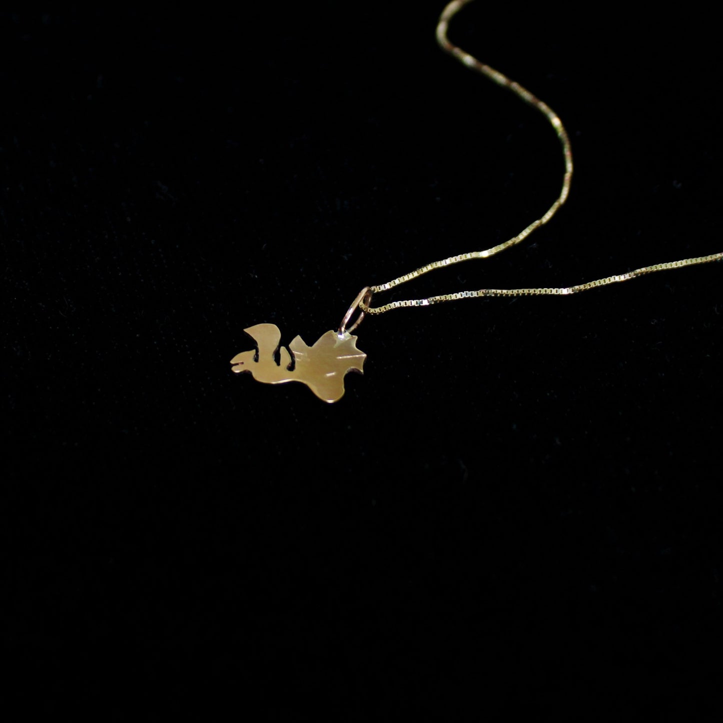 14k Gold Woodstock Necklace