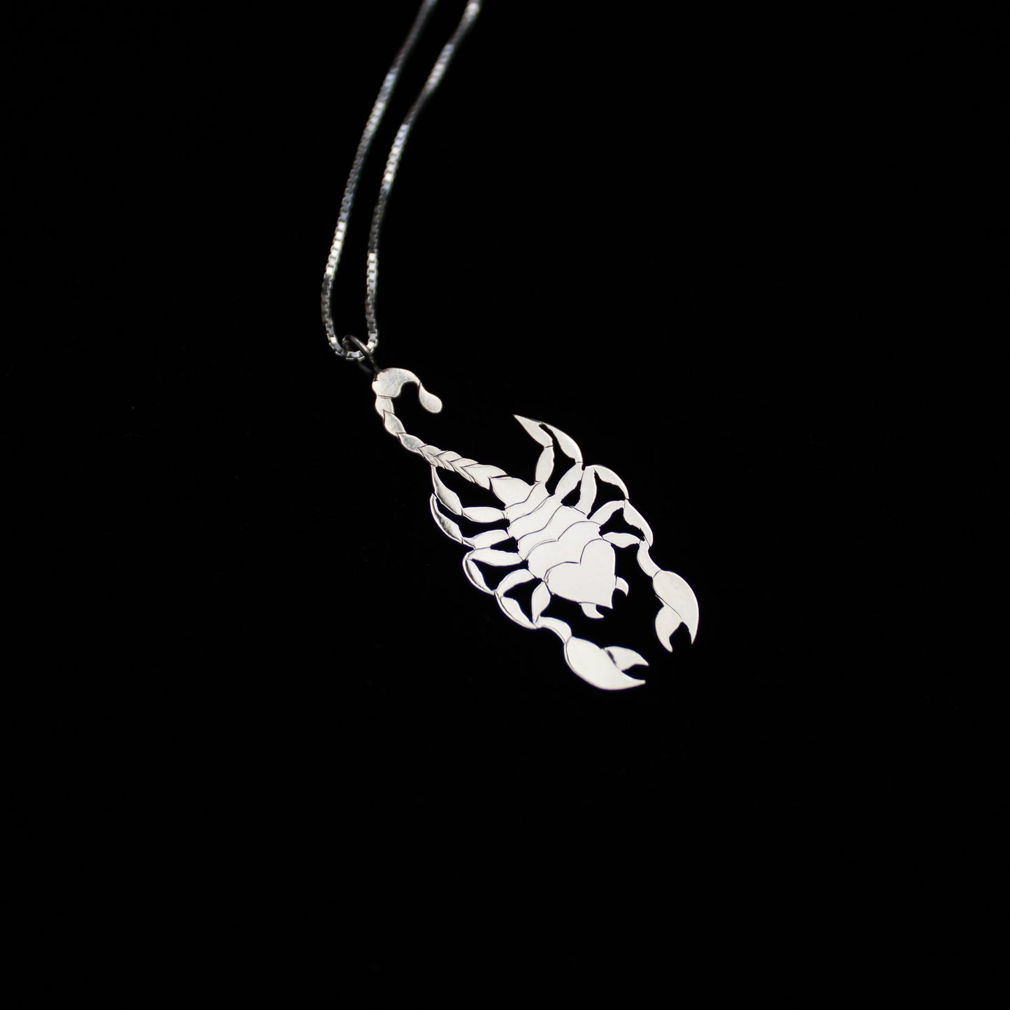 Scorpion Necklace 20%OFF